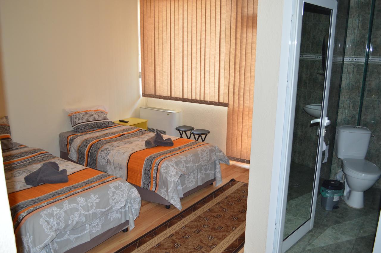 Dionis Hotel